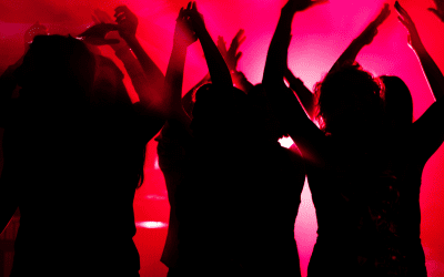 The Psychology of Music: How DJs Control Emotions on the Dancefloor